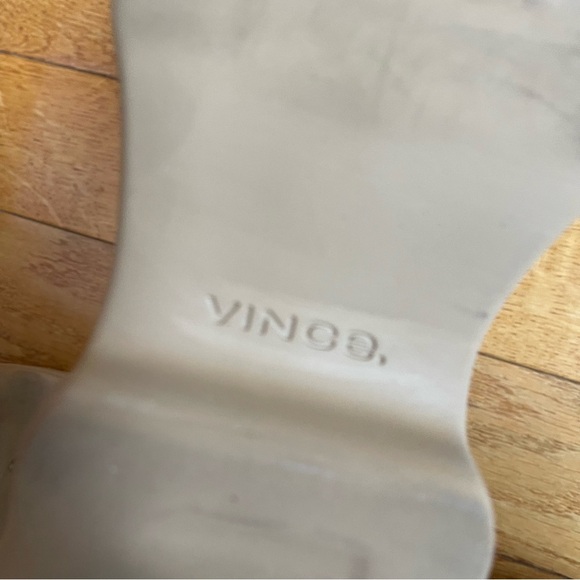 Vince Santa Cruz Leather Slingback Sandals Beige Quilted thong Dune toe Sz 8 - Picture 10 of 12